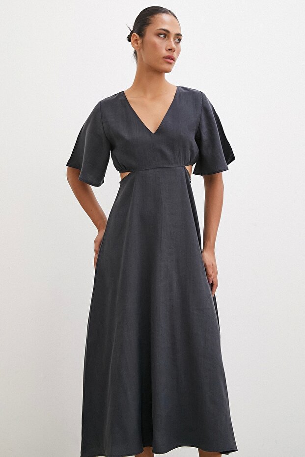 V Yaka Yan Dekolteli Elbise Antirasit - 5