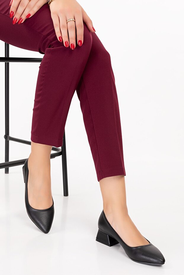 Women's Black Short Heeled Shoes 3 Cm