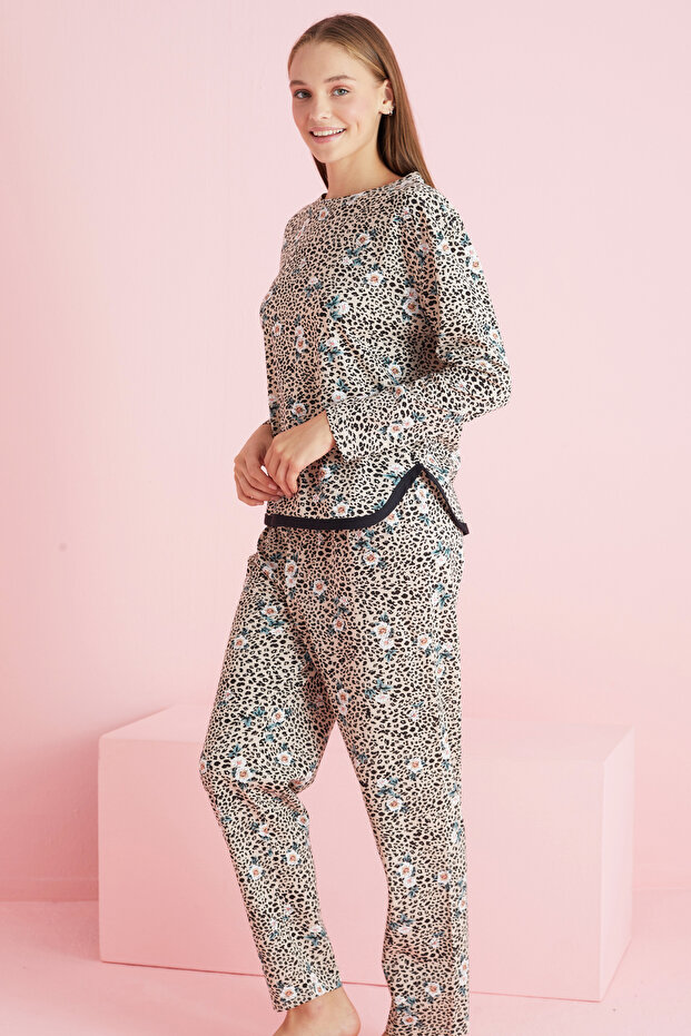 Cream black leopard patterned Piped Knit Pajama Set 7776