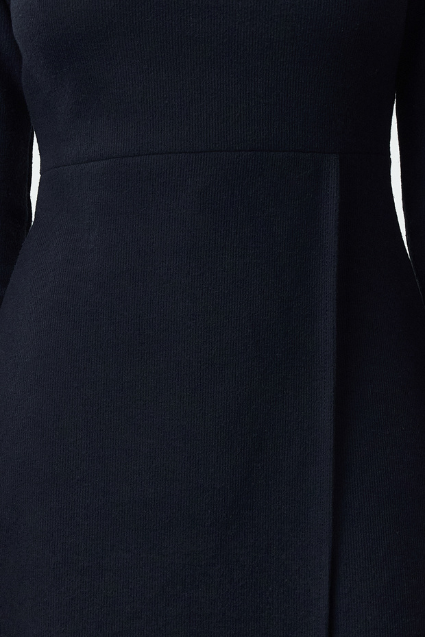 Elastyczna sukienka midi z dzianiny w kolorze granatowym - zapięcie Selanik Quattro, wygładzająca ciało TWOAW25EL00406 - 3
