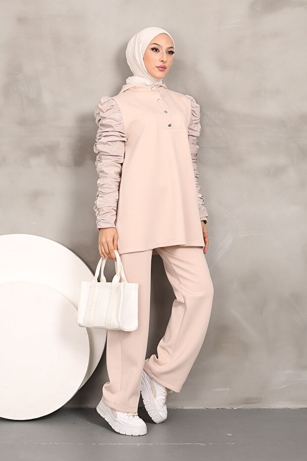Beige Hooded Sleeve Detailed Scuba Suit