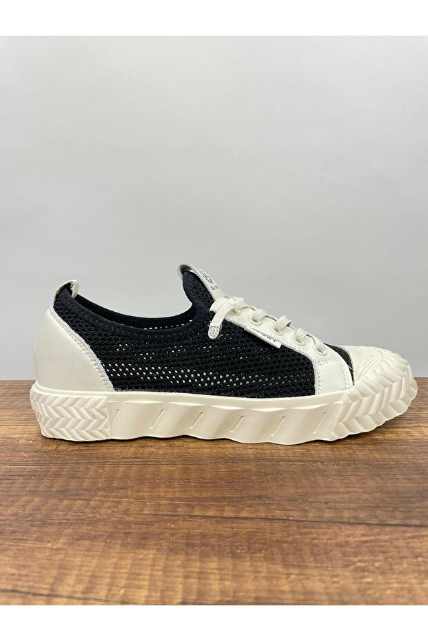 Women's Sneakers - Comfortable and Stylish Design