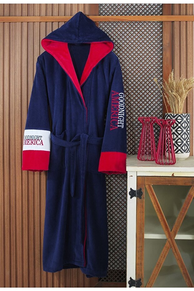 Amerika Kapüşonlu Bornoz - 1