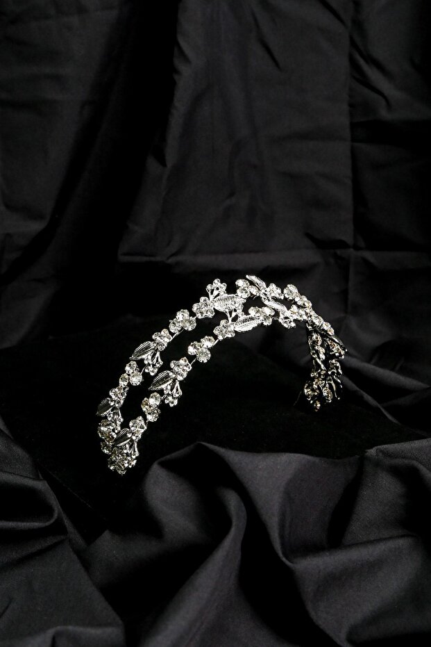 Bridal Crown Hair Accessory with Flower and Leaf Detail