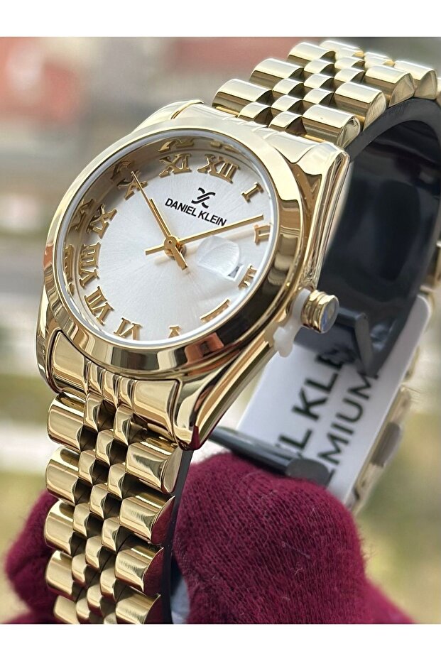 KADIN KOL SAATİ - 3