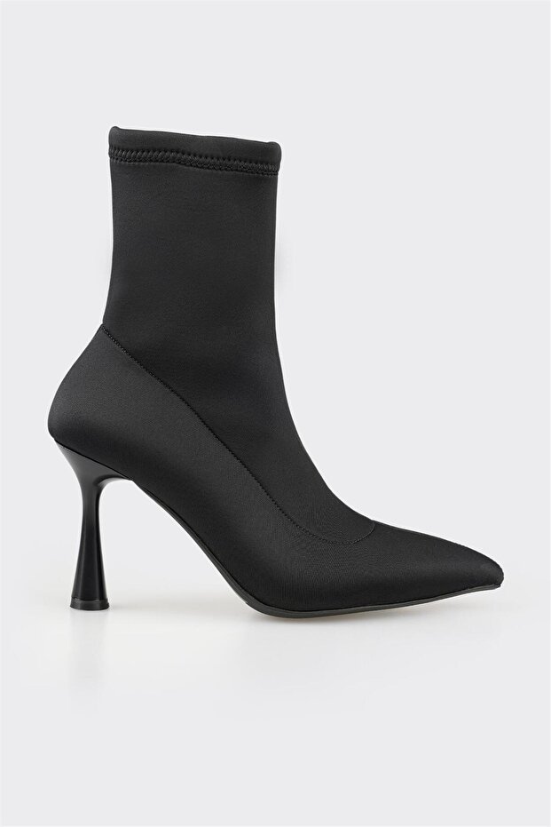 Siyah Kadın Yüksek Topuk Bot - 1