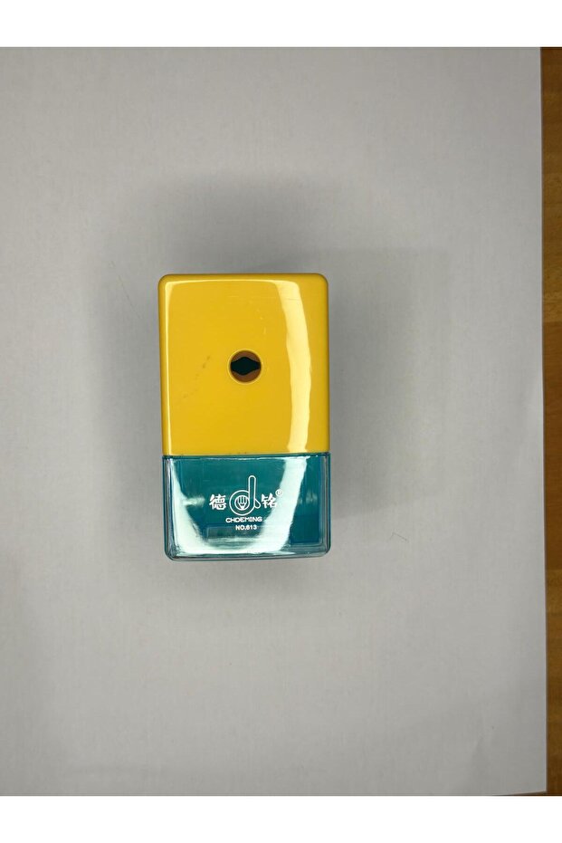 مبراة قلم رصاص بأذرع سطح المكتب - 1