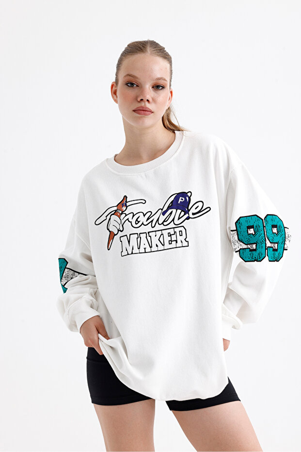 Bugs Bunny Trouble Maker White Oversize Unisex Sweatshirt - Back Printed