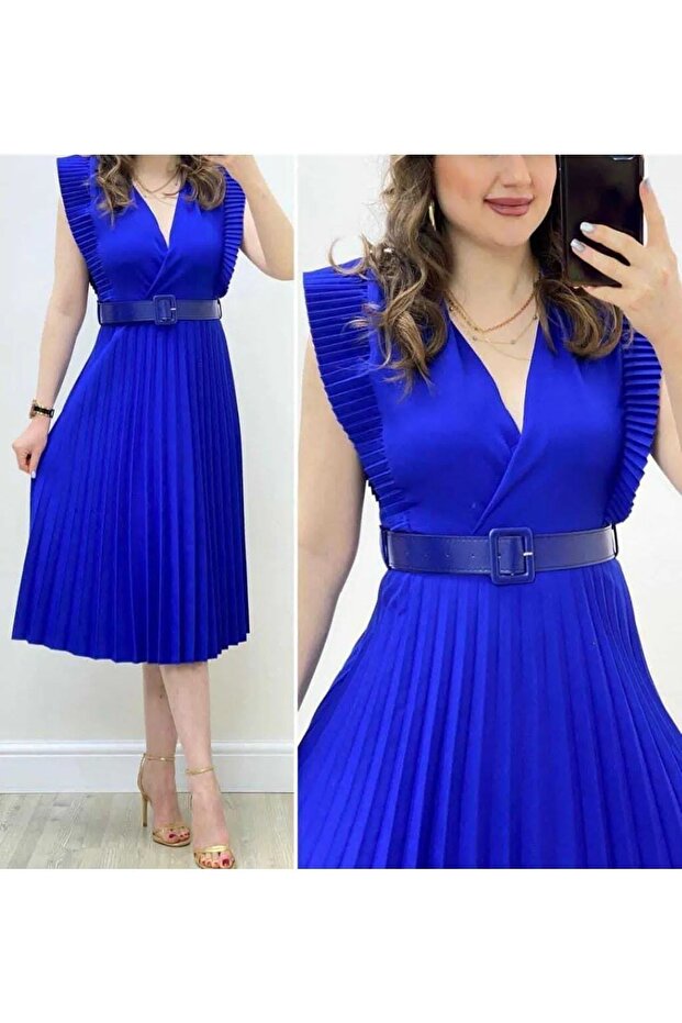 Dumbbell Pleated Dress