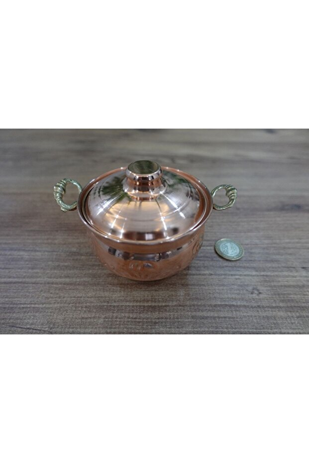 وعاء نحاسي صغير كبير الحجم - تمثال - 3