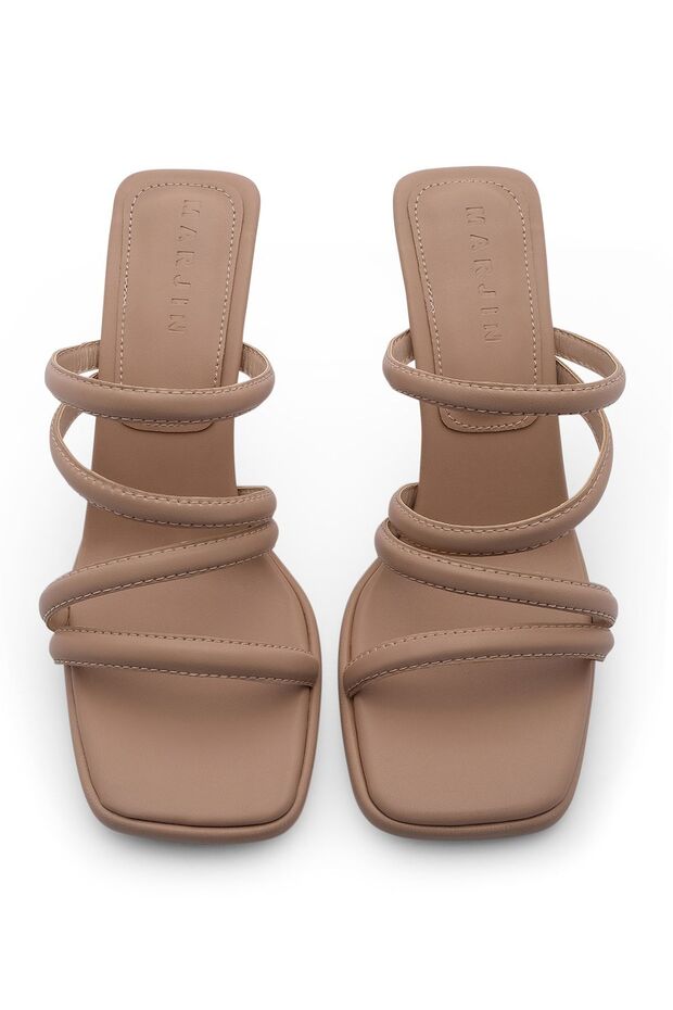 Damen-Slipper mit Absatz, stumpfe Zehenpartie, Kelchabsatz, Anas Beige - 2