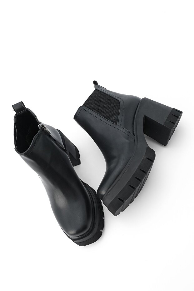Women's Zippered Rubber Detailed Heeled Boots Veros Black