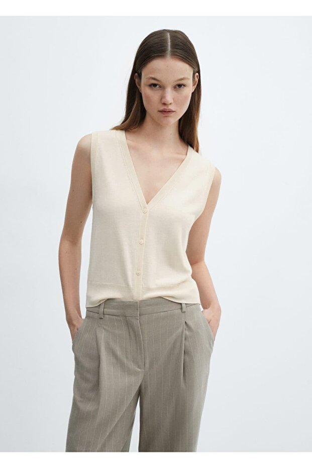 Düğmeli örgü yelek - 1