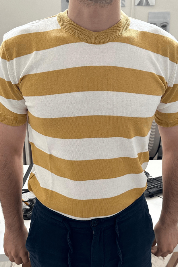 Men's Color Blocked Round Neck Knitted T-Shirt