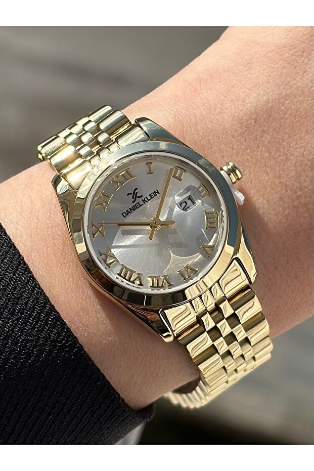 KADIN KOL SAATİ - 6