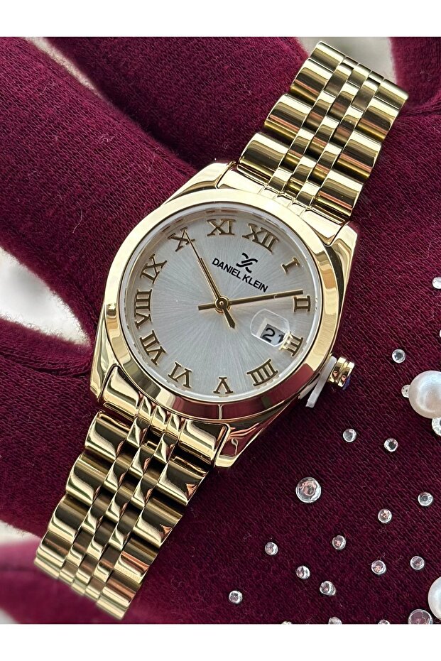 KADIN KOL SAATİ - 1