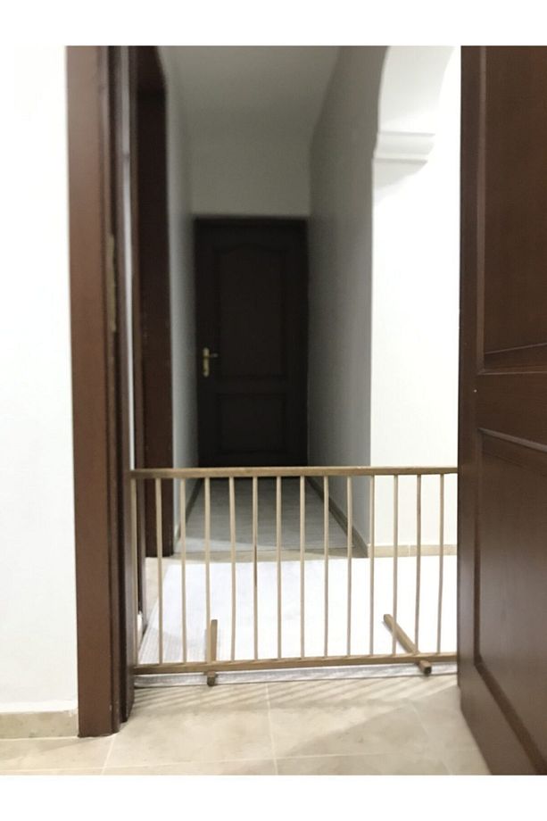 Ahşap Kapı Önü Bariyer Güvenlik Kapısı  Kapı Önü Çit - 1