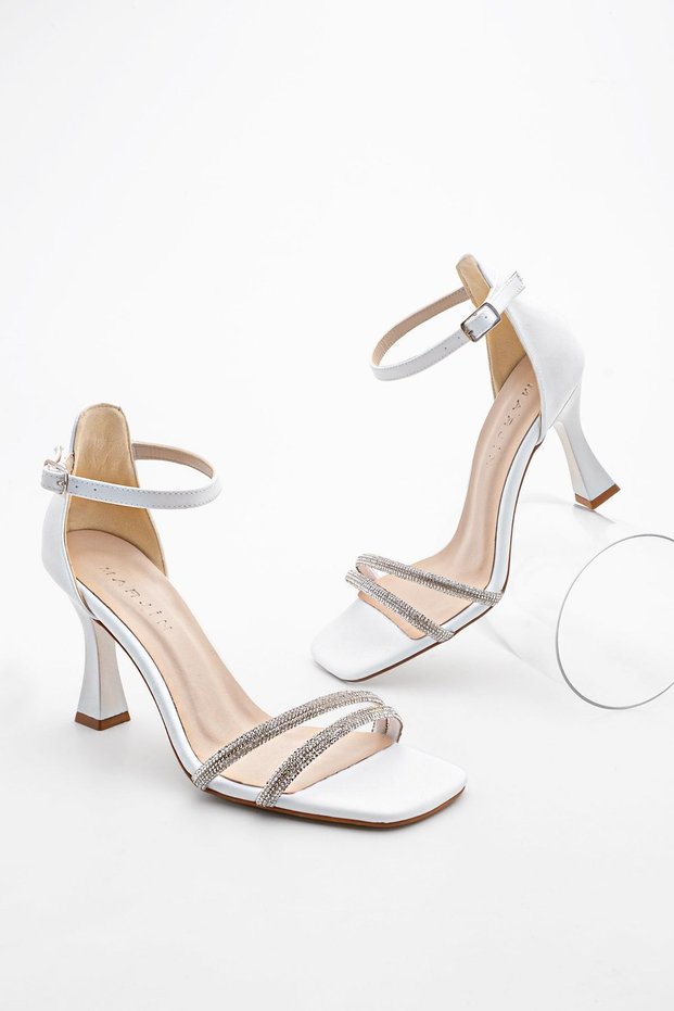 Women's Stoned Evening Dress Heeled Shoes Blunt Toe Sapro white