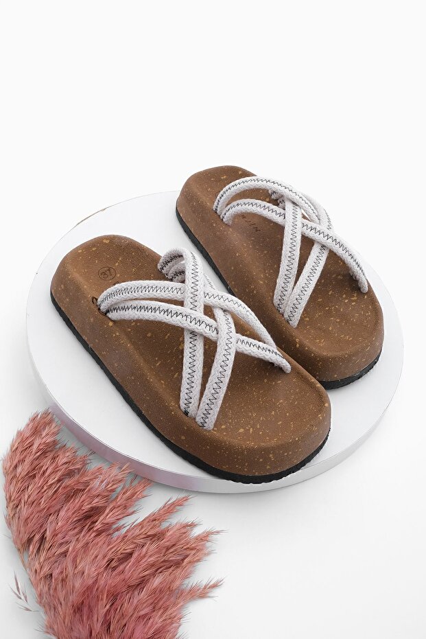 Women's Mushroom Pattern Sole Wool Rope Cross Strap Daily Slippers Persep Beige