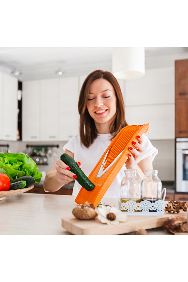 Borner V1 Kitchen Grater Orange Color.Pro Set - 8
