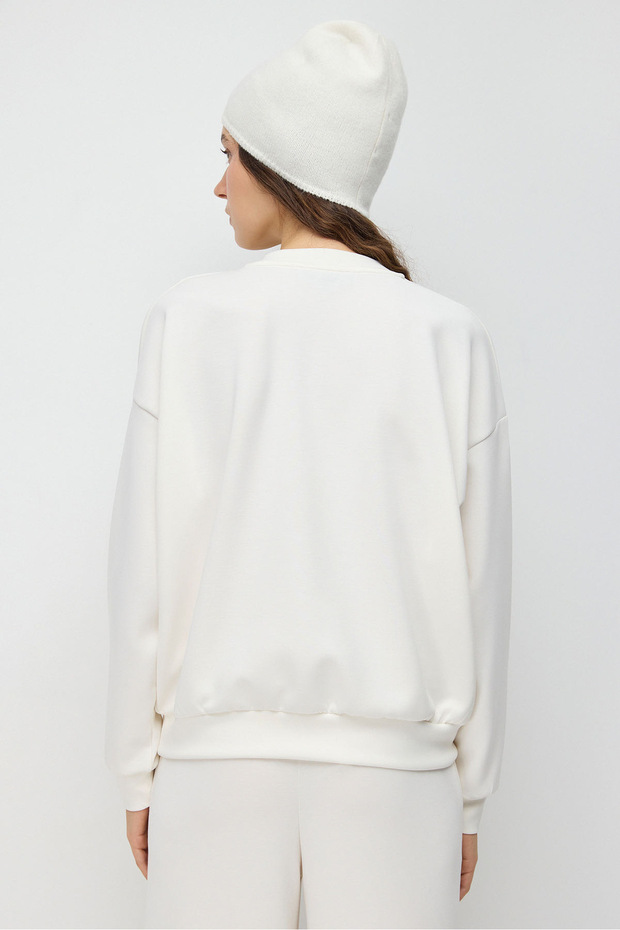 Soft Touch Kumaştan Basic Sweatshirt - 5