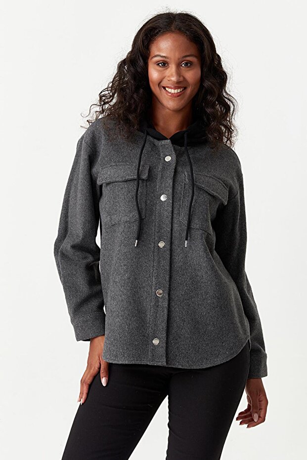 Kadın Siyah Kapüşonlu Kaşe Ceket - 3