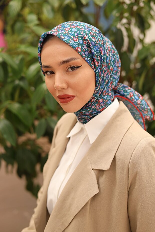 وشاح قطني ناعم بنمط القرنفل