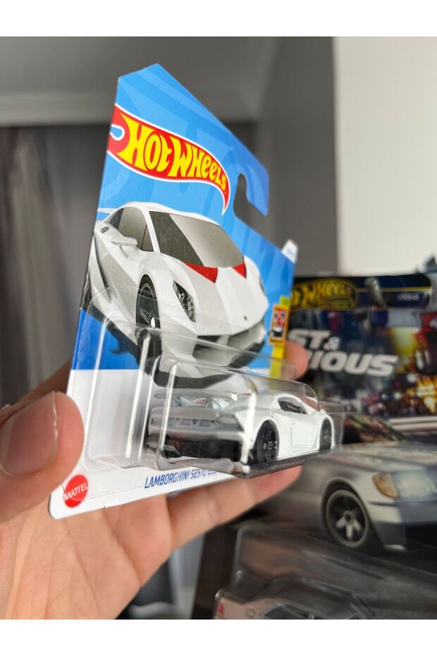 Lamborghini Sesto Elemento - 3