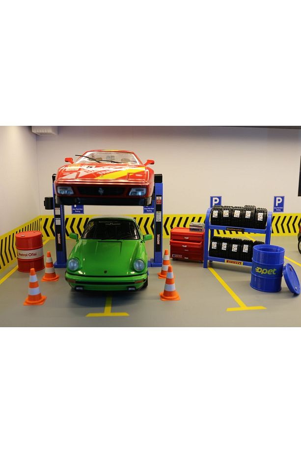 1:18 Diecast Model Diorama - 1