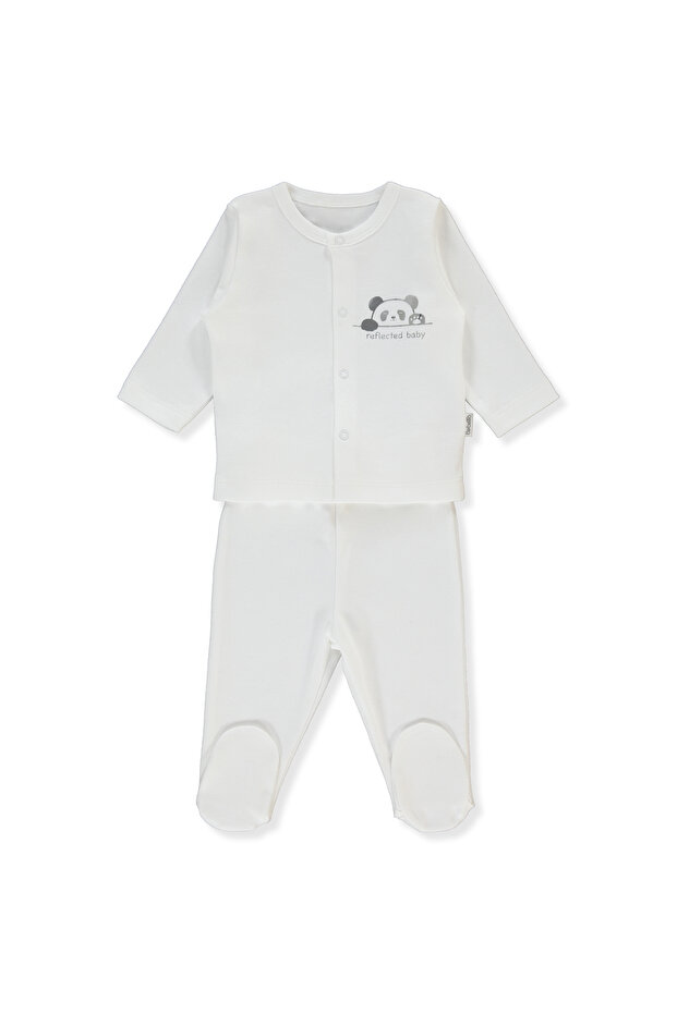 طقم بيجامة إنترلوك مع جوارب طويلة 2 قطعة (REFLECTED BABY) إكرو F1374