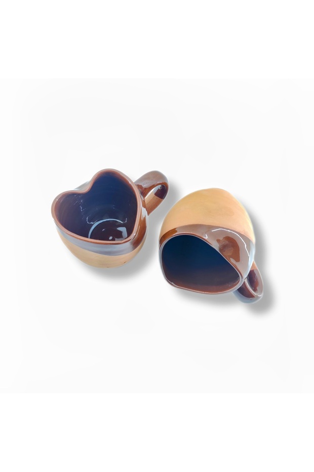 كوب مجسم على شكل قلب - 1