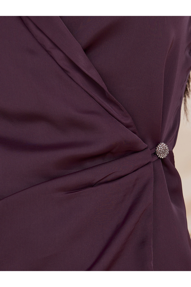 فتحة علوية ملفوفة بطية صدر مع زر أمامي - 3