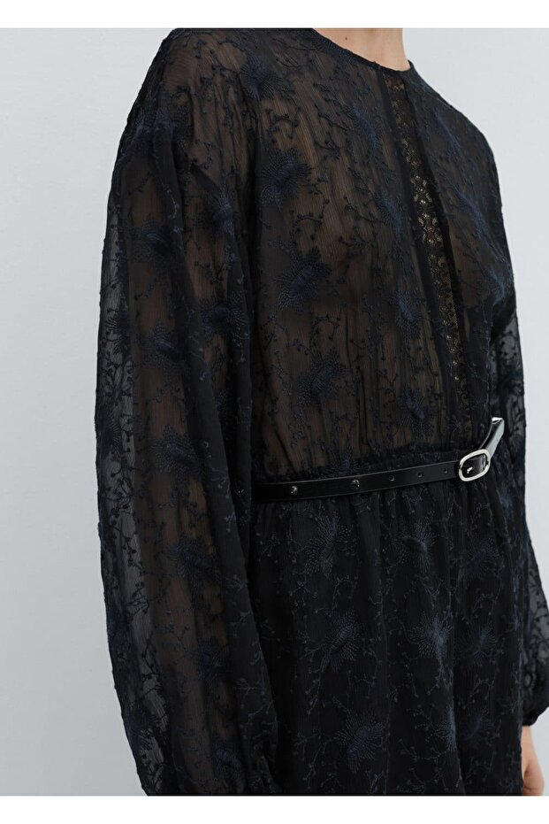 Kabarık kollu işlemeli elbise - 7