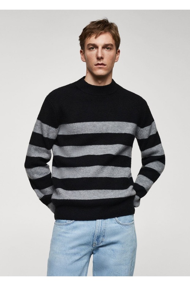 Gestreifter Pullover mit Perkins-Kragen - 1