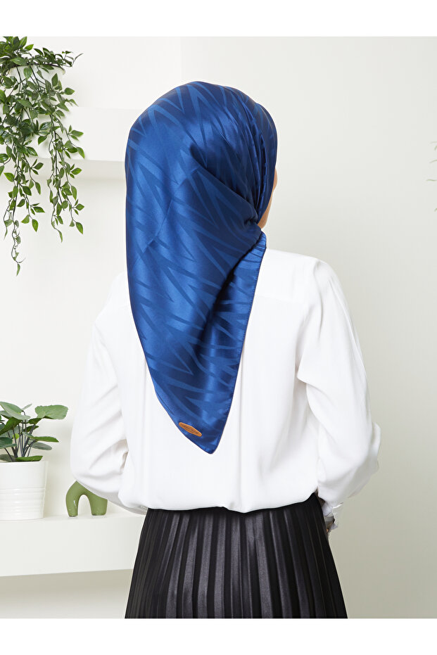 Zigzag PattErnEd Stylish Scarf - 3