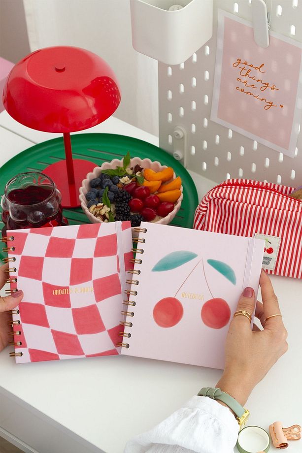 15x15 cm Kare 2'li Set Spiralli Süresiz Planlayıcı Ajanda ve Defter Kiraz - 6