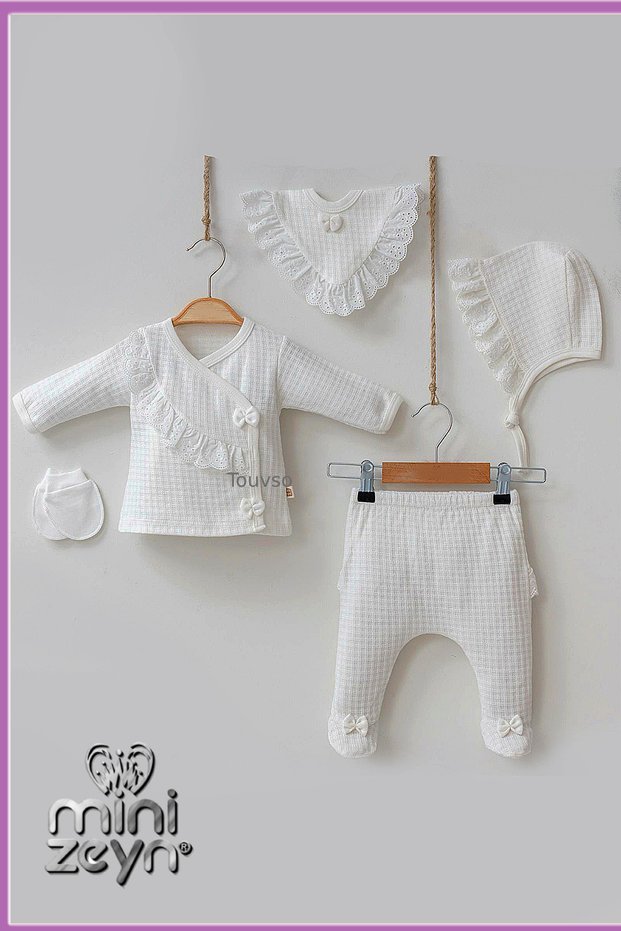 Vintage 5-Piece Lace and Scalloped Newborn Hospital Discharge Set, 100% Cotton Gift Baby Bodysuit Set