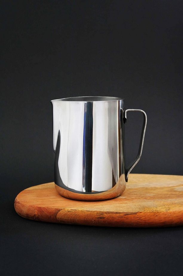 Paslanmaz Çelik Pitcher 700 ml Kahve Süt Köpürtme Potu - 1