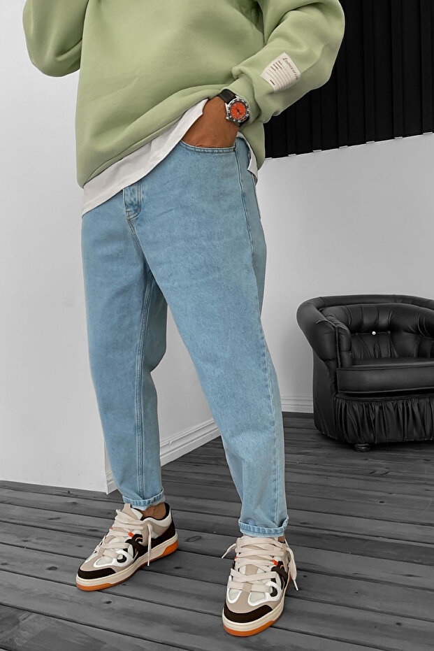 بنطلون أساسي باللون الأزرق الفاتح - 1