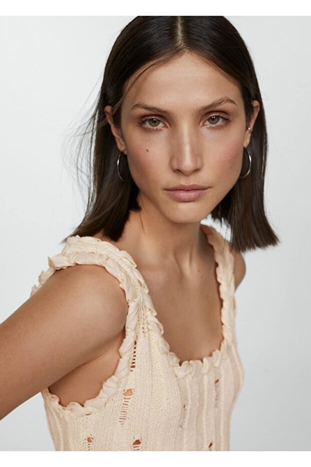 Pletena bluza sa poderanim detaljima - 5