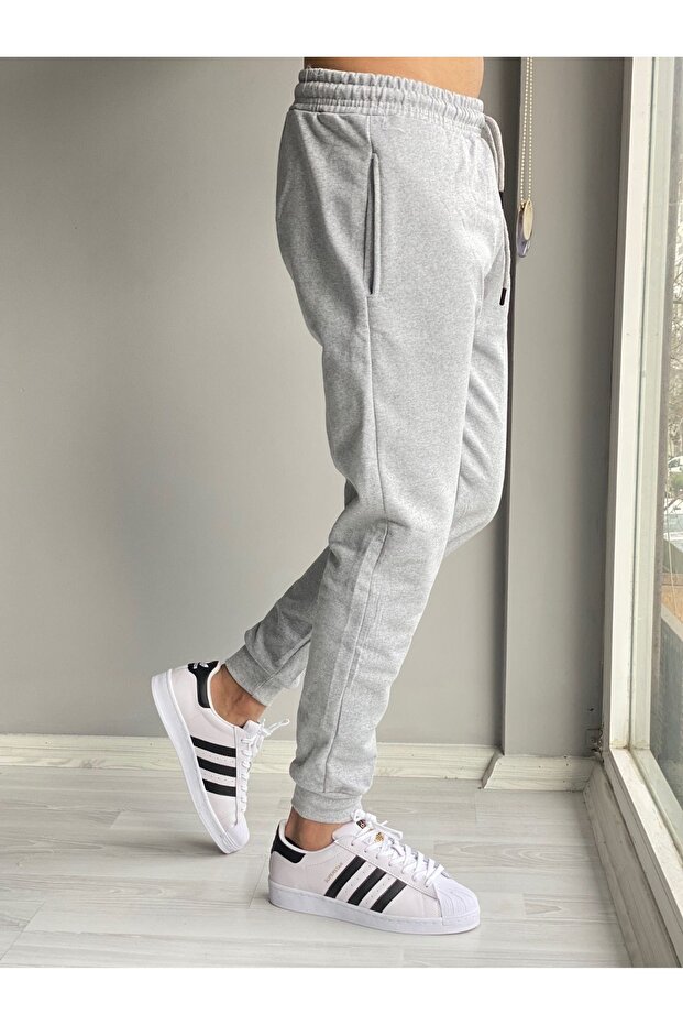 Men's Gray Plain Basic Sweatpants Lycra Slimfit Model