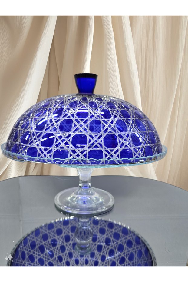 AY HOME Standing Covered Cut Crystal Glass -Colored KeK Fan -Cake Presentation/-Cookie Holder-Fruit Holder