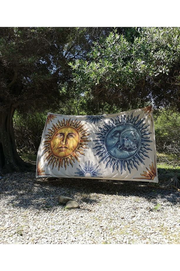 Dev Boy Güneş ve Ay Duvar Örtüsü Tapestry 270x150 cm - 1