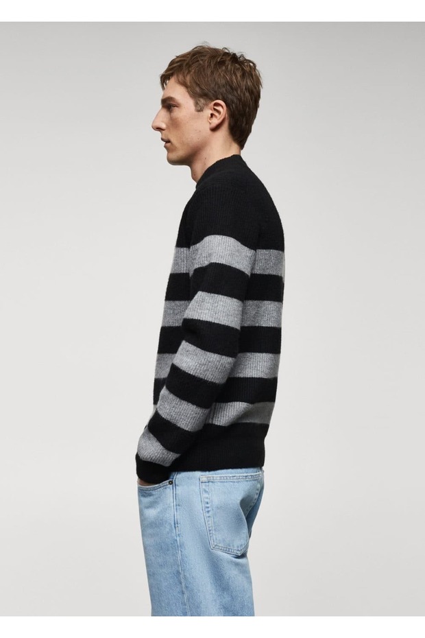 Gestreifter Pullover mit Perkins-Kragen - 7