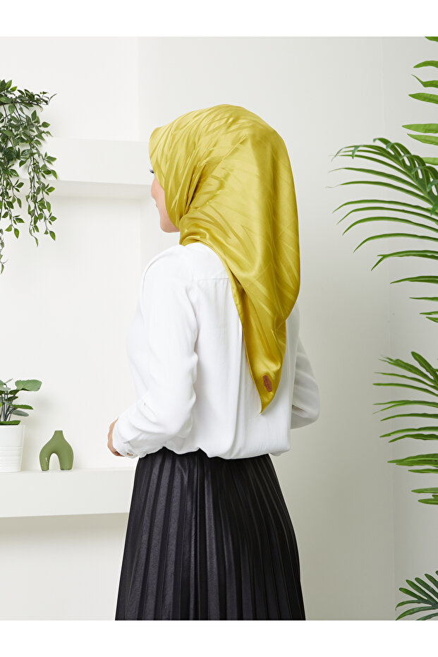 وشاح أنيق بنمط متعرج - 2