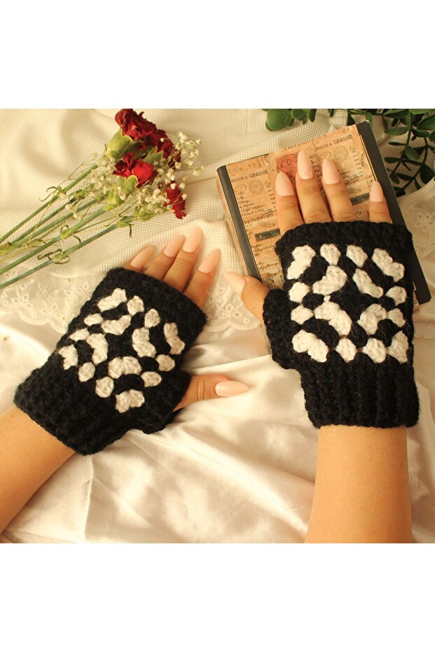 El Yapımı Parmaksız Model Kışlık Eldiven Siyah Beyaz 3d - 1