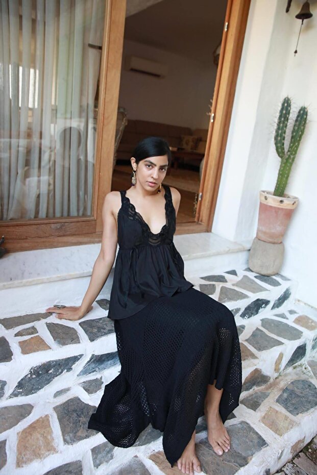 Siyah Örme Etek - 1