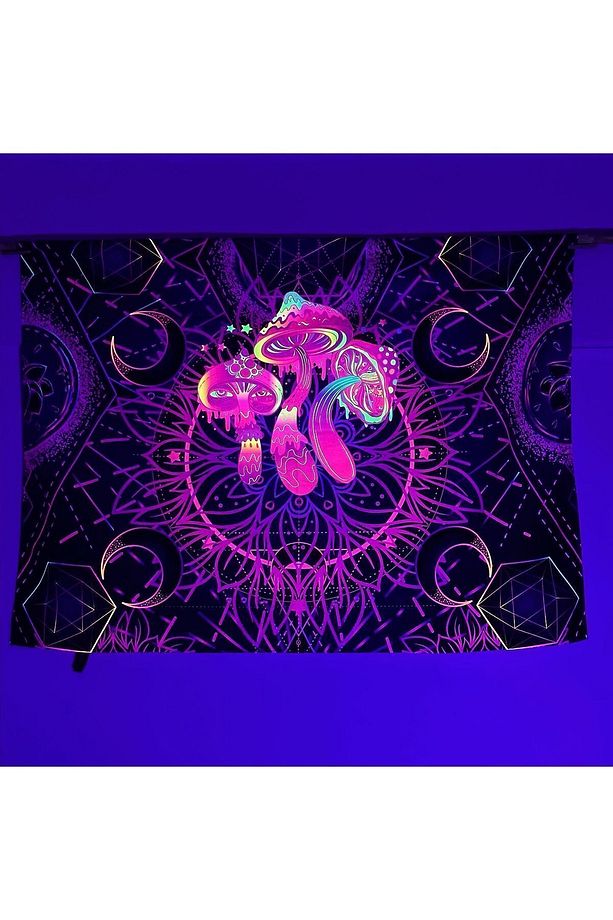 Magically Glowing Mushrooms/ Blacklight ile Parlayan Neon Duvar Örtüsü - 1