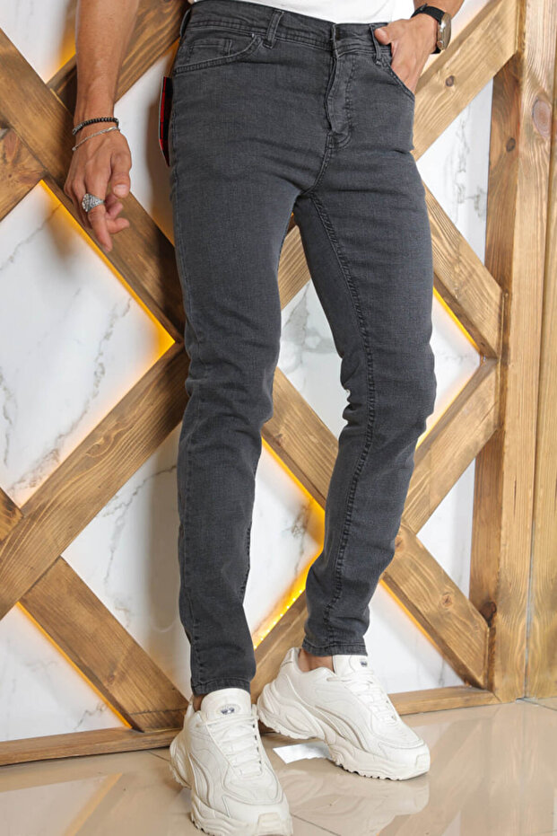 Slim fit men's jean pants code 2002