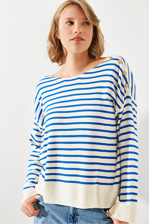 سترة نسائية مخططة بأزرار على الكتف من إكرو ساكس 20247511
